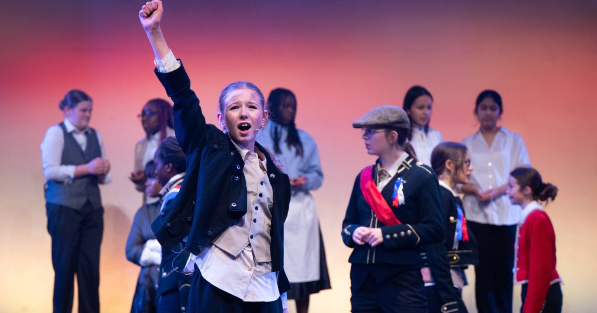 OpenGraph Image for Young students rewrite the script in all-girls take on theatre classic