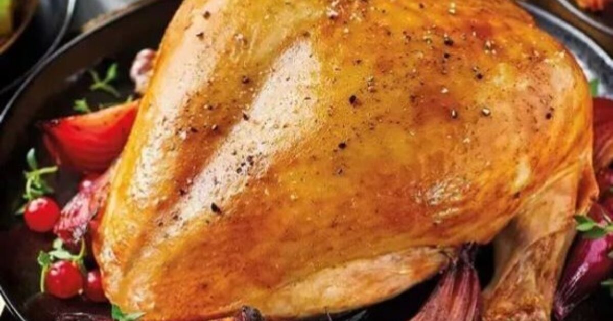 OpenGraph Image for Donald Russell celebrates launch of click and collect with half price turkeys