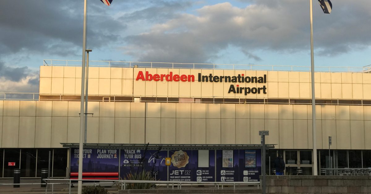 OpenGraph Image for Airport staff to be balloted on summer strikes