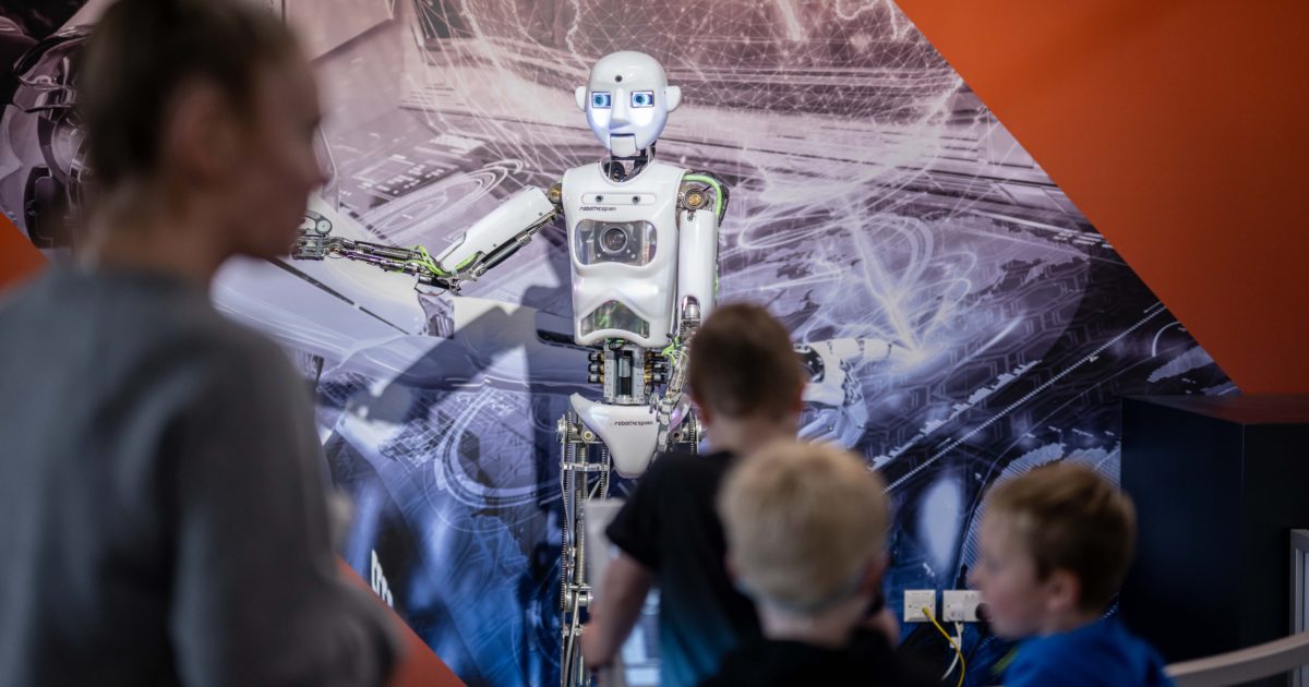 OpenGraph Image for Aberdeen Science Centre celebrates the start of summer with Travellers' Choice® Award win