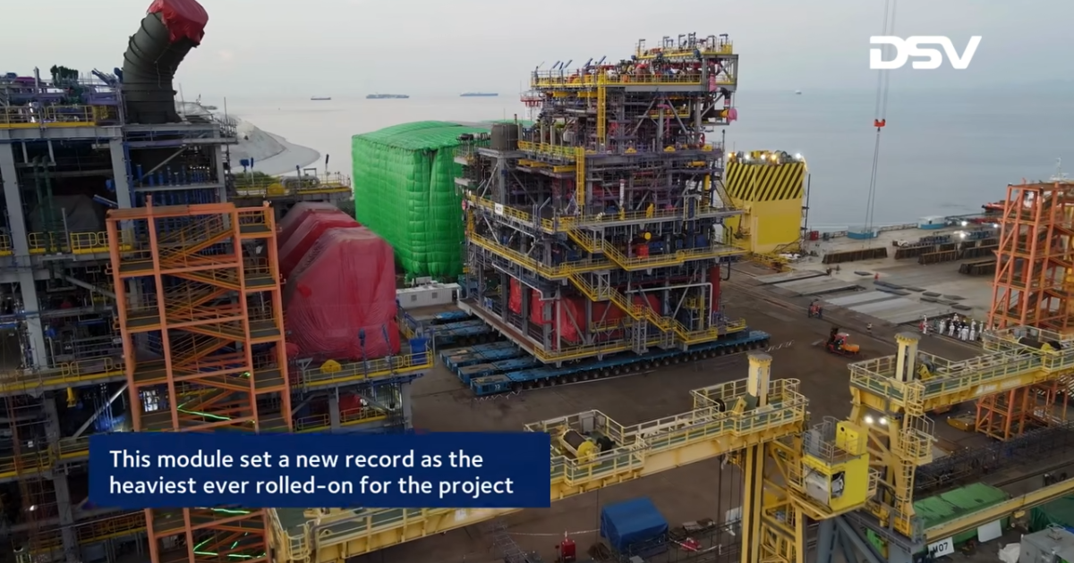 OpenGraph Image for Heavy lift milestone achieved by DSV in Singapore