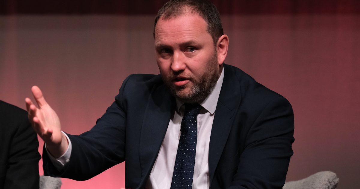 OpenGraph Image for Labour announces plans for offshore skills passport