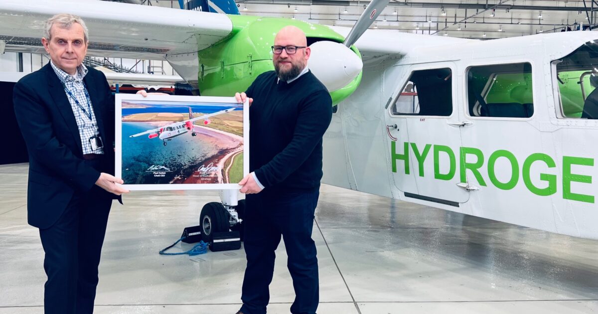 OpenGraph Image for Plans to operate the world’s first hydrogen-electric aircraft in Orkney take flight