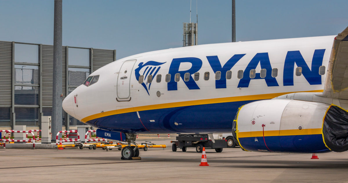 OpenGraph Image for Ryanair boss criticises 'flight-shaming' movement
