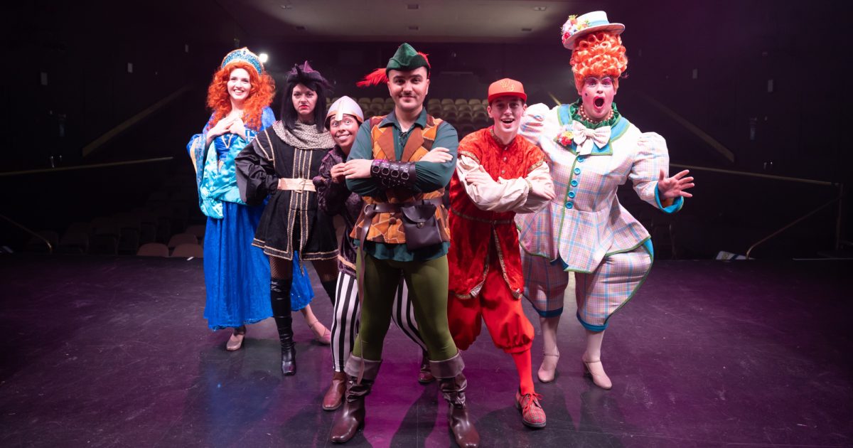 OpenGraph Image for Aberdeen Arts Centre hits bullseye with Robin Hood cast