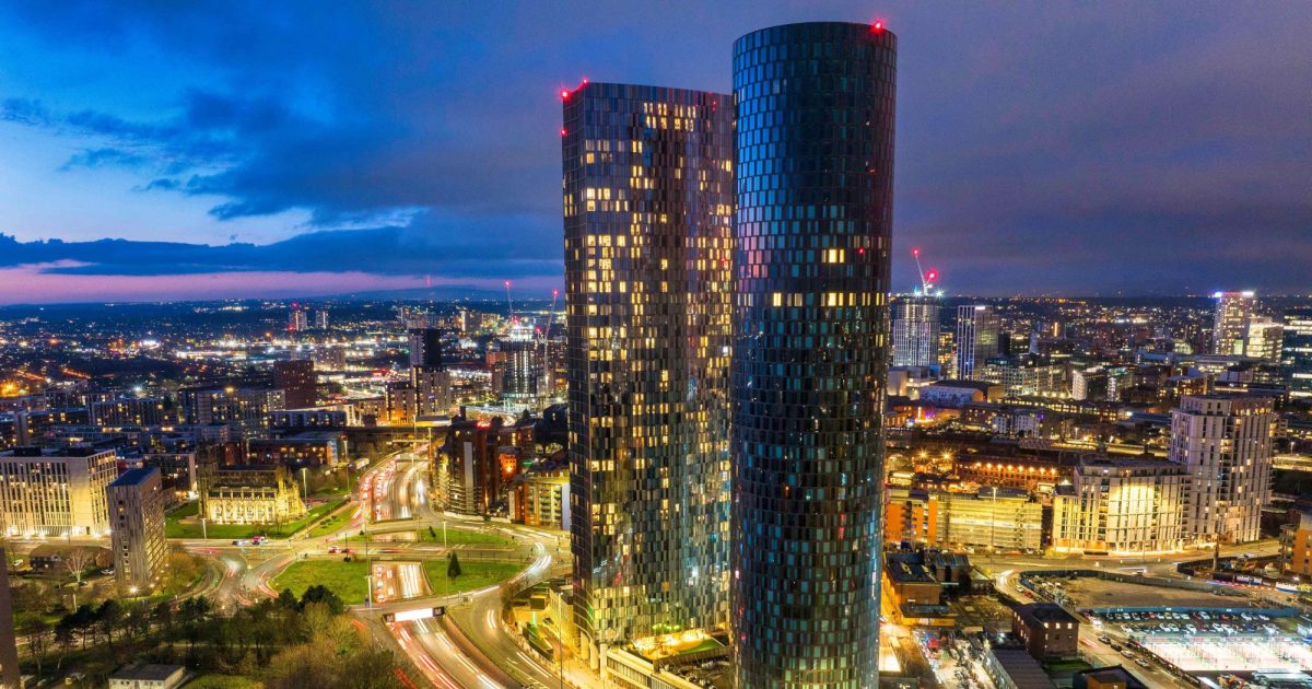 OpenGraph Image for Turner & Townsend calls for focus on retention and retraining as skills shortage challenge keeps construction costs high