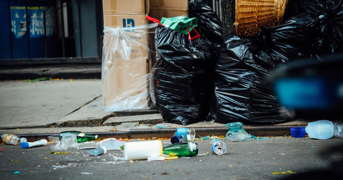 OpenGraph Image for Aberdeen bin workers due to go on strike this month