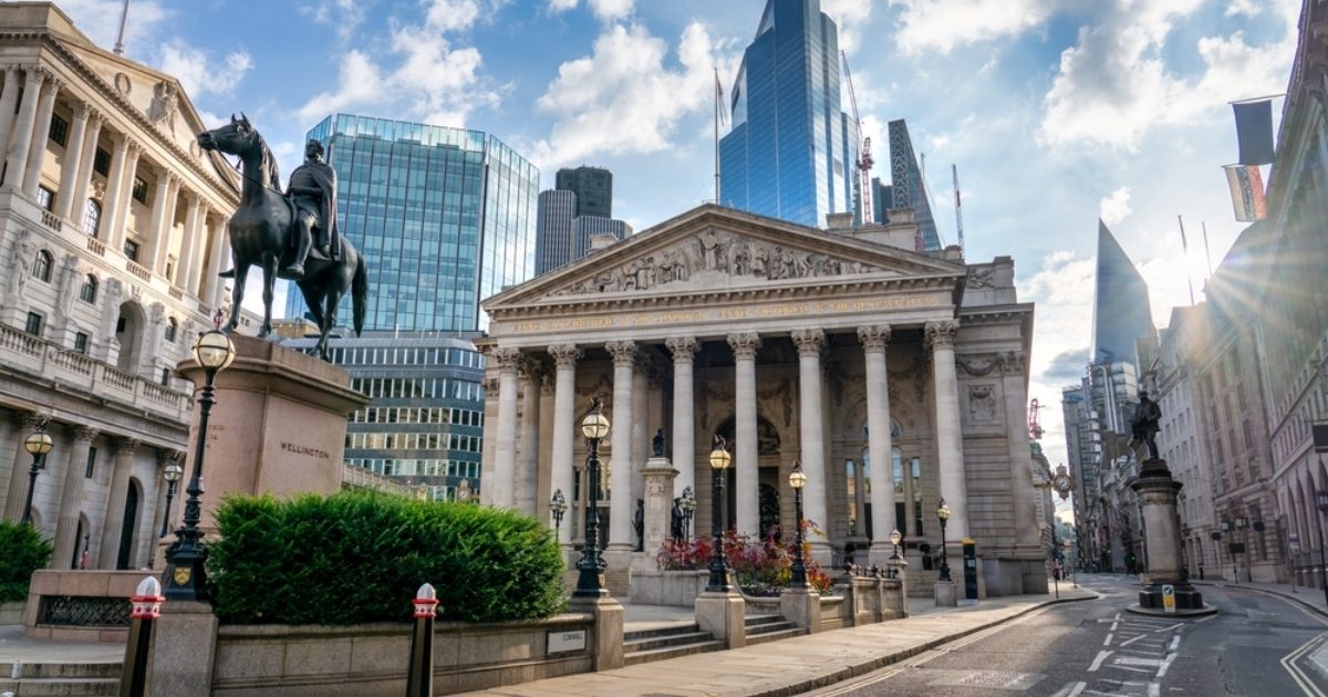 OpenGraph Image for Bank accused of ‘political decision’ to hold interest rates