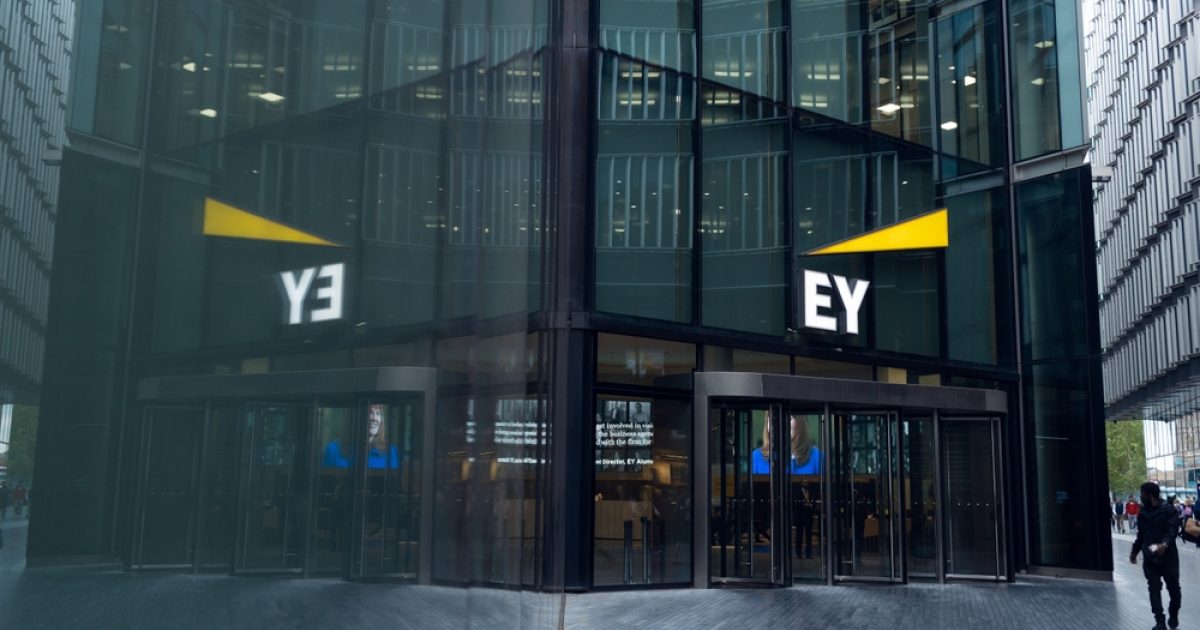 OpenGraph Image for EY warns high energy costs have left UK economy £30bn smaller