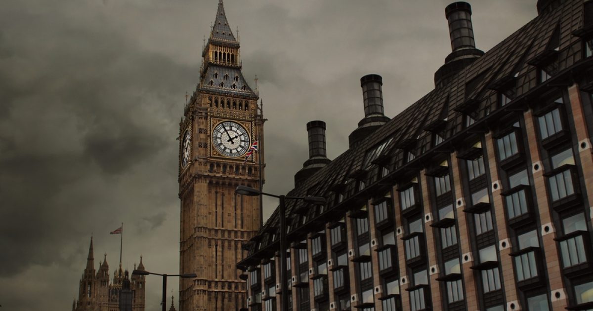 OpenGraph Image for Experts call for totally new tax regime for North Sea