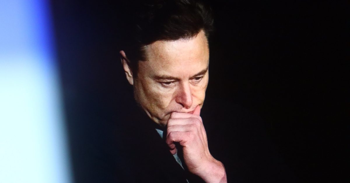 OpenGraph Image for Renewed Musk-Trump feud wipes £56billion off Tesla value