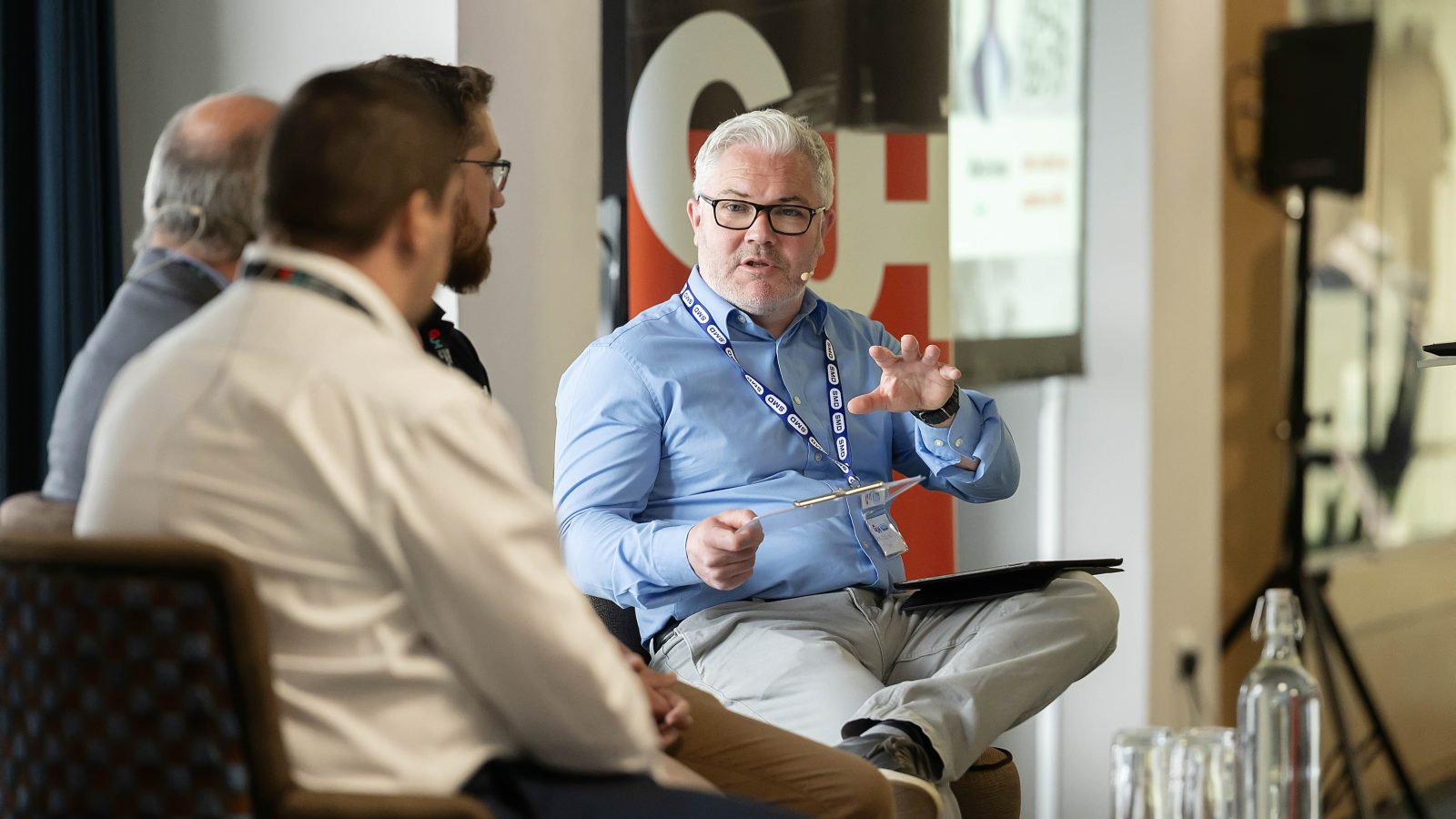 Mark Collins, Chair of GUH’s Underwater Robotics and Autonomy Forum and RIS Director at SMD, chairs a session at the Underwater Robotics Conference in Edinburgh
