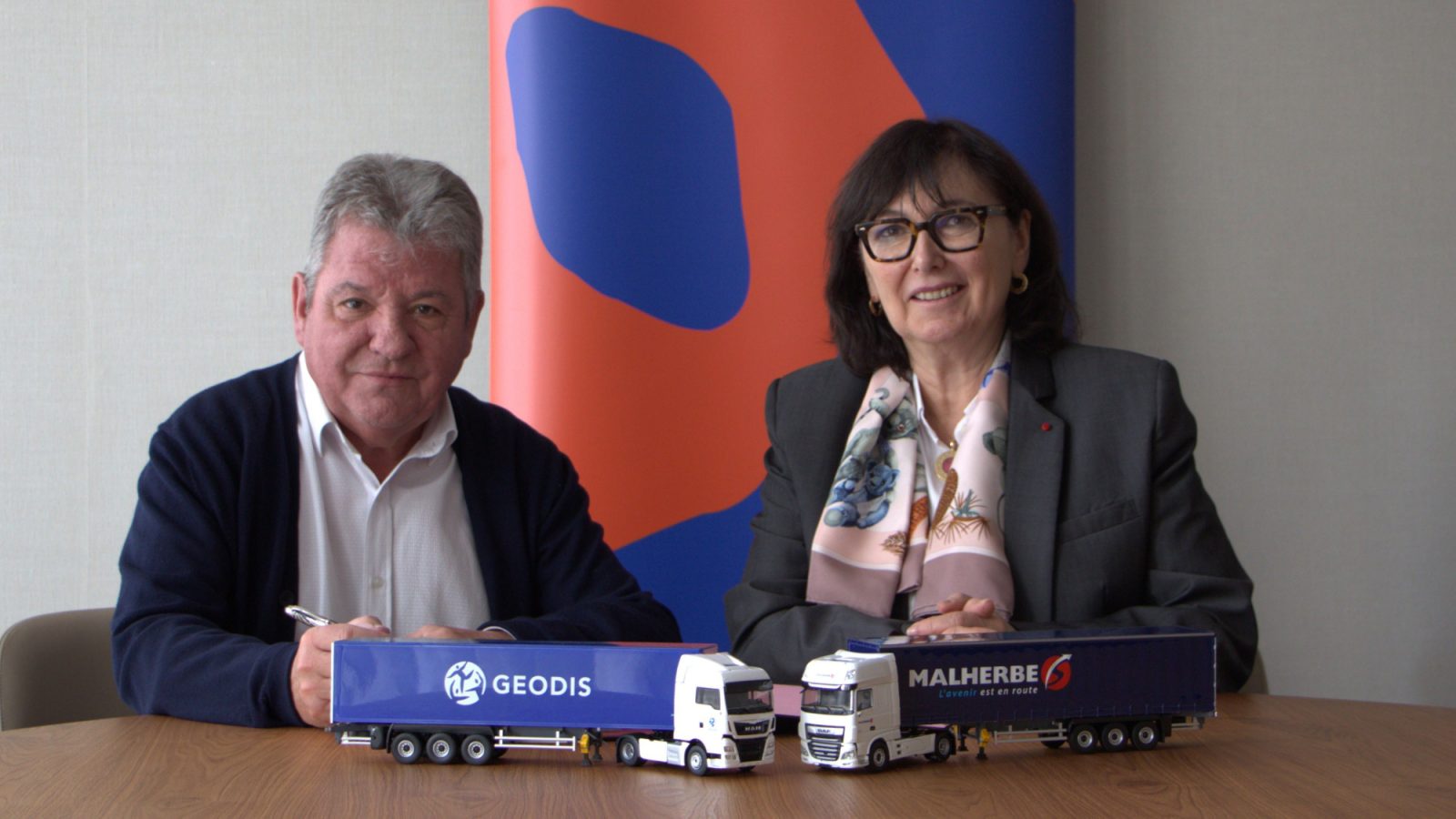 Alain Samson, president of Malherbe, and Marie-Christine Lombard, CEO of GEODIS.