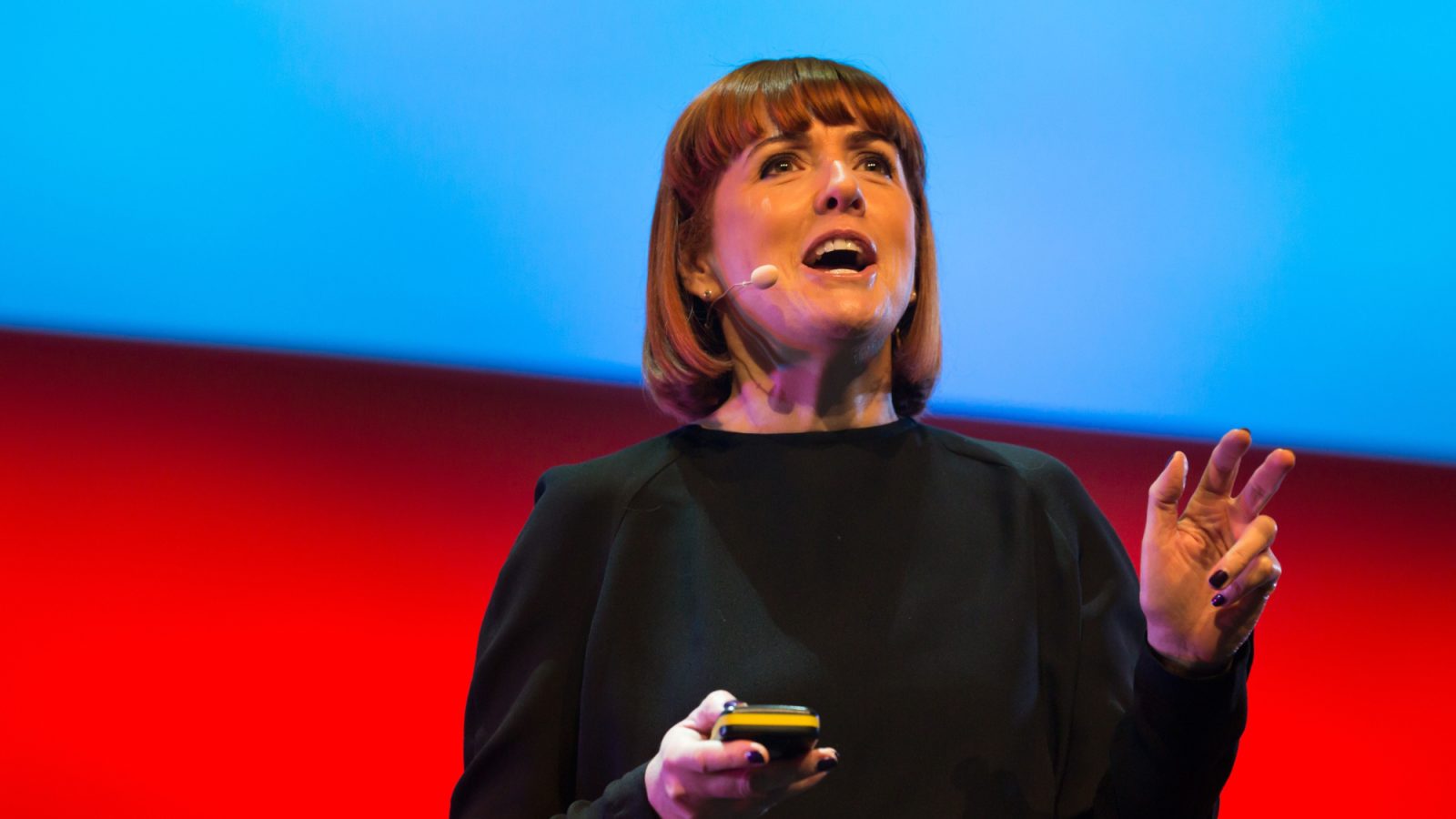 Comedian Cally Beaton who will host the 2026 Subsea Expo Awards