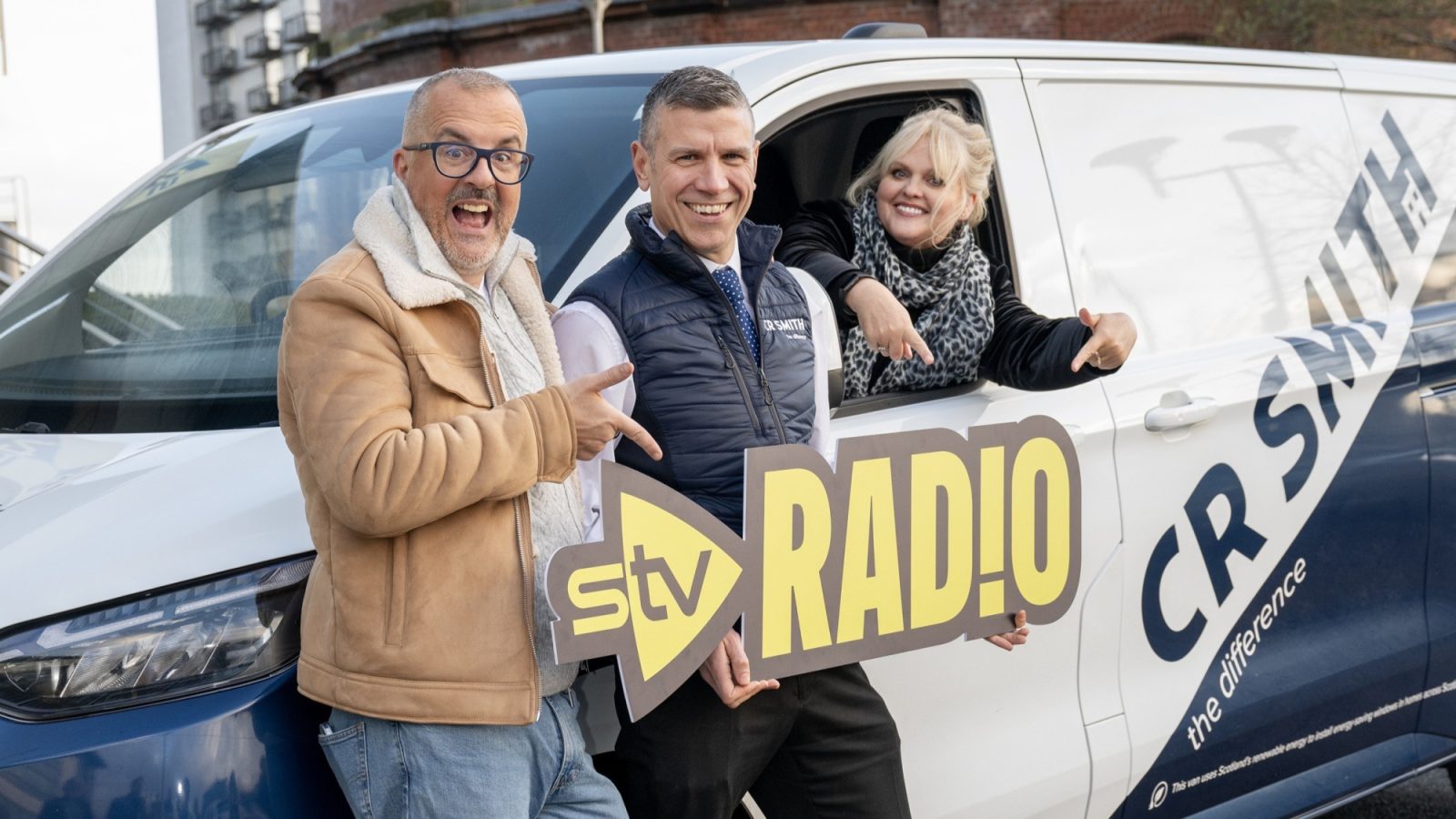 CR Smith’s Sales & Marketing Director Gareth McCluskey visited STV’s Glasgow HQ to meet up with Ewen and Cat, hosts of the new STV Radio breakfast show, which CR Smith will sponsor when it launches in the new year.