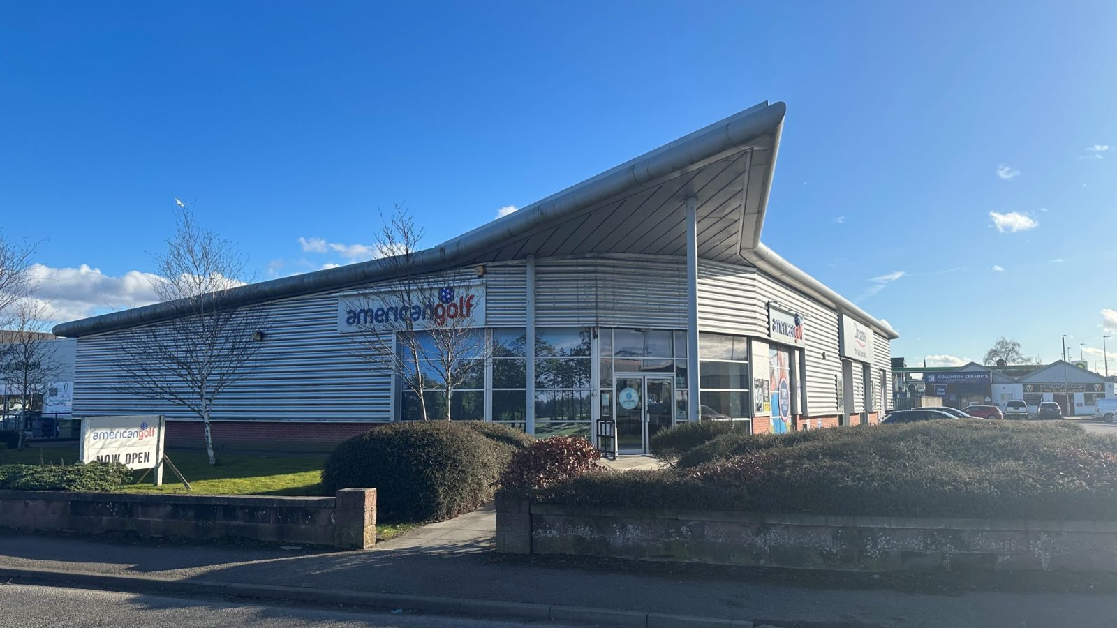 Showroom, previously let to American Golf