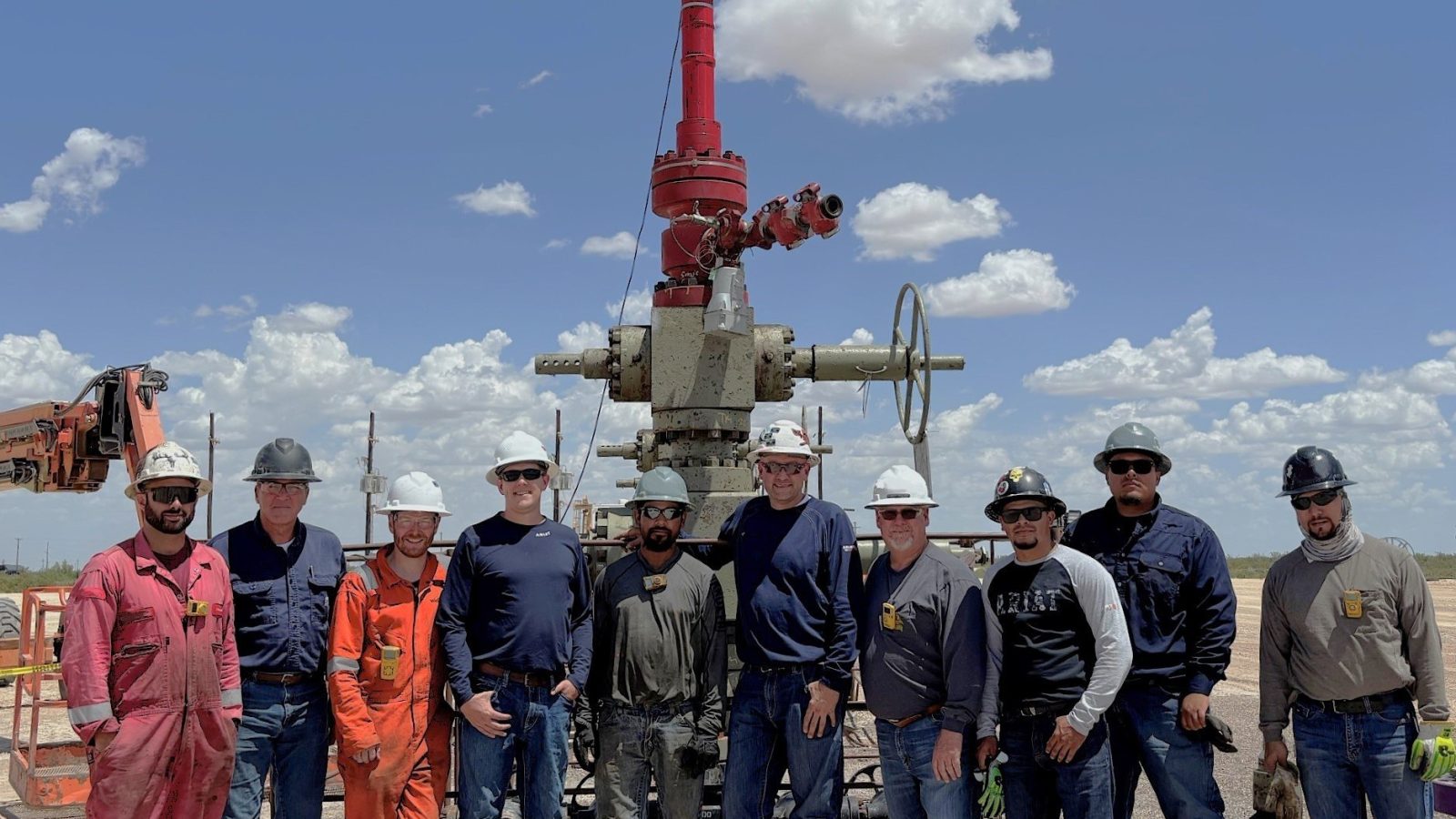 The wellsite team celebrate first FliCS deployment.