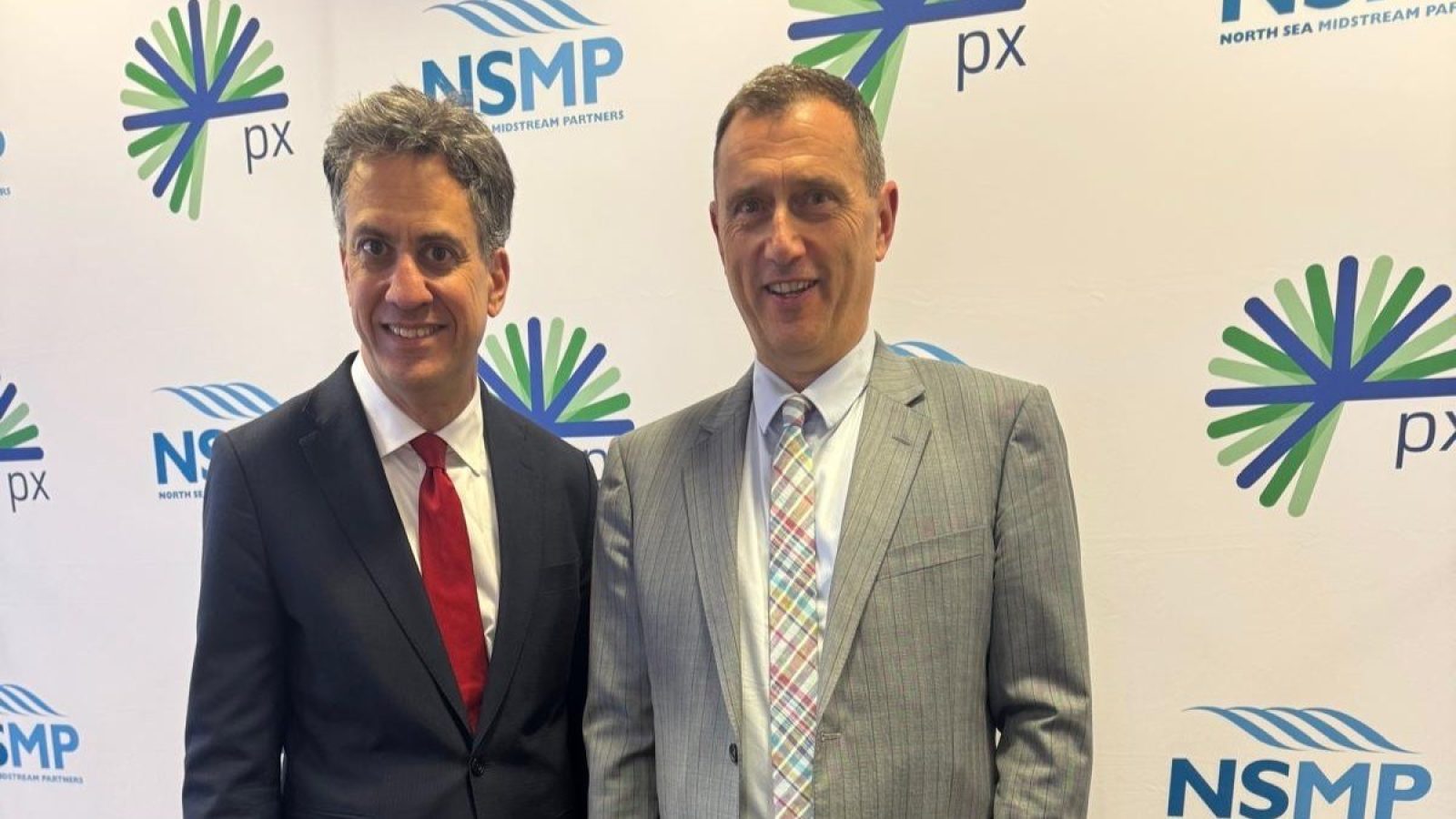 Ed Miliband with AGCC Chief Executive Russell Borthwick yesterday