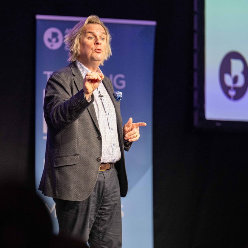 Body Language Expert