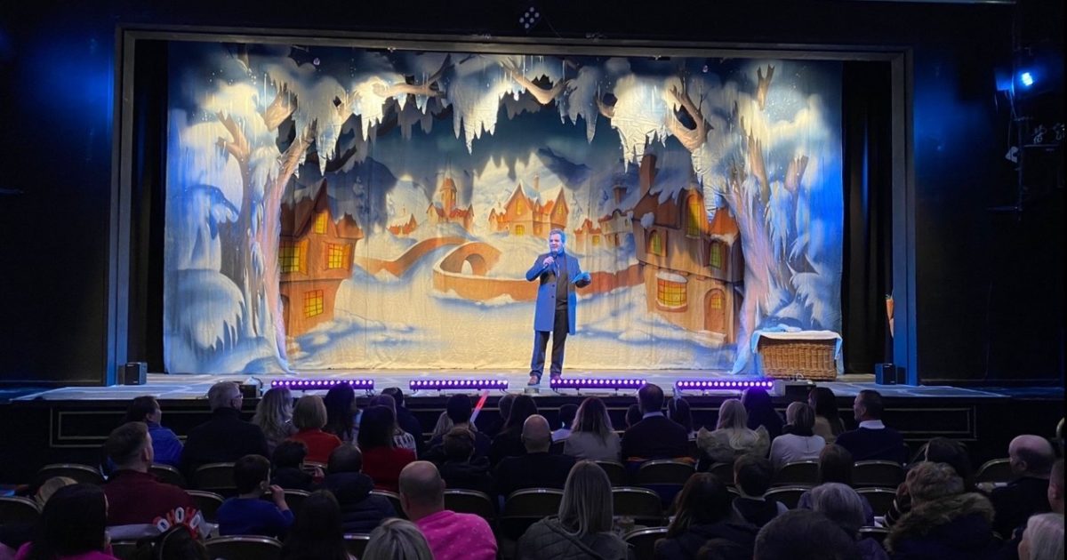 OpenGraph Image for Oh yes, it is… ESWL delivers festive fun with panto performance