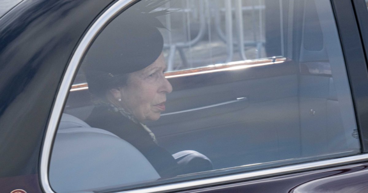 OpenGraph Image for Princess Anne 'humbled and uplifted' by Scotland's tributes to The Queen
