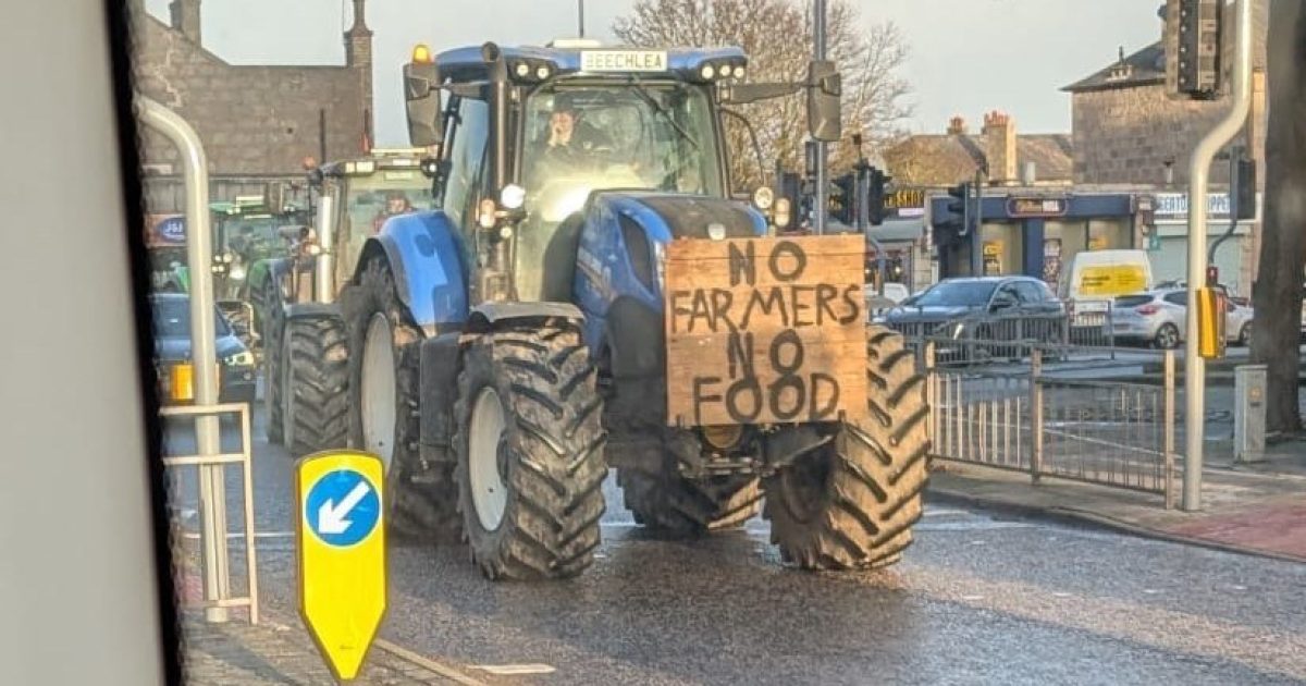 OpenGraph Image for Hundreds of farmers join Aberdeen protest against tax change