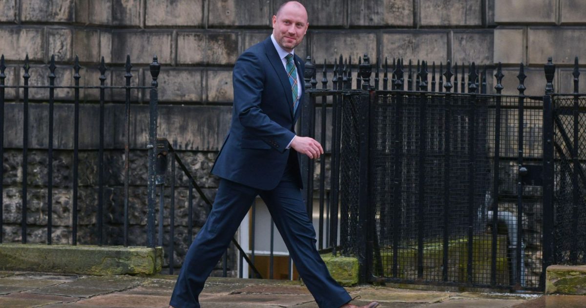 OpenGraph Image for New Economy Secretary 'looking to get balance right' on oil and gas