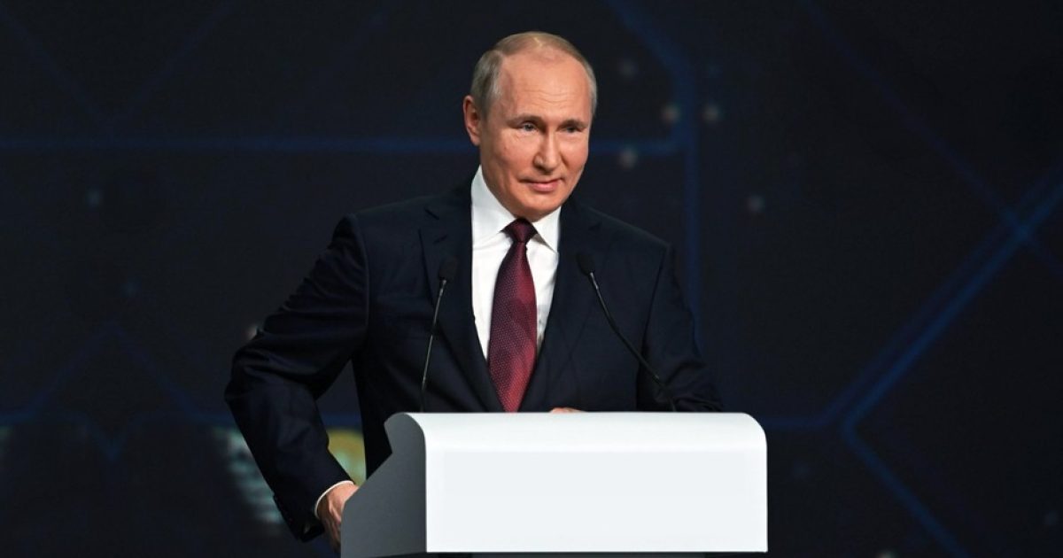OpenGraph Image for Putin 'testing the West', says Ukraine foreign minister as Russian drones shot down in Poland