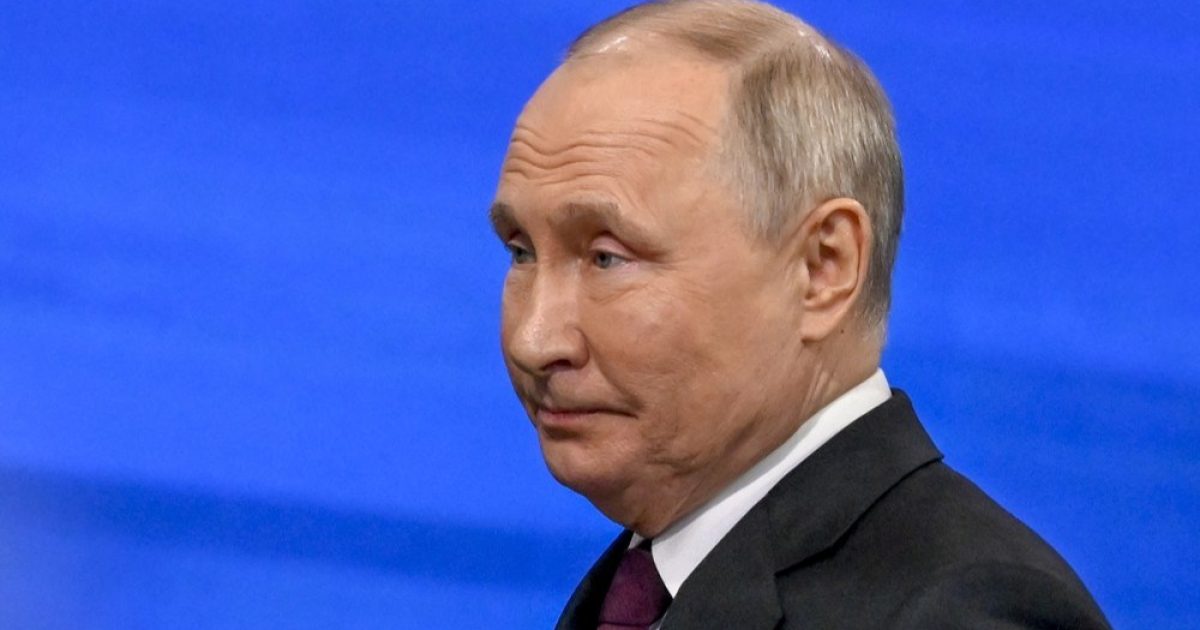 OpenGraph Image for Trump and Putin poised for crunch Ukraine war talks today