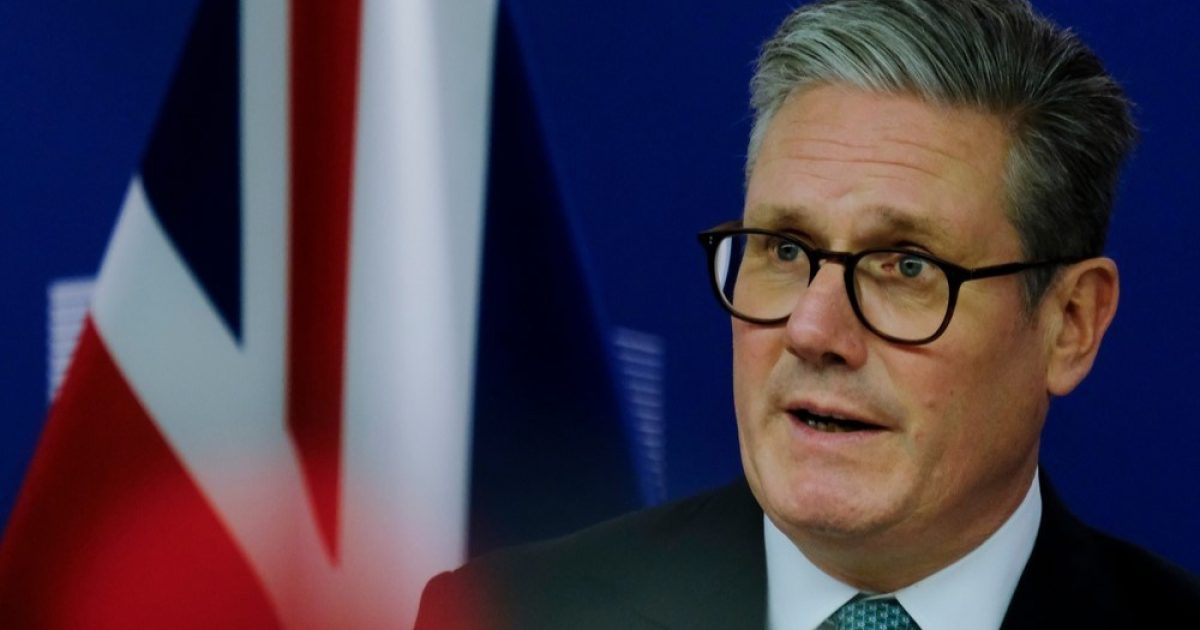 OpenGraph Image for UK-US strike 'historic' trade deal to slash tariffs on cars and metals