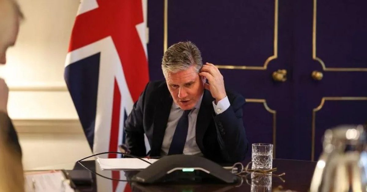 OpenGraph Image for Keir Starmer pays back £6,000 worth of gifts after donations row