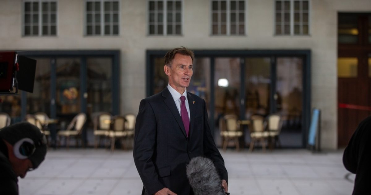 OpenGraph Image for Blow for businesses as energy support package 'to be cut by 85%' today