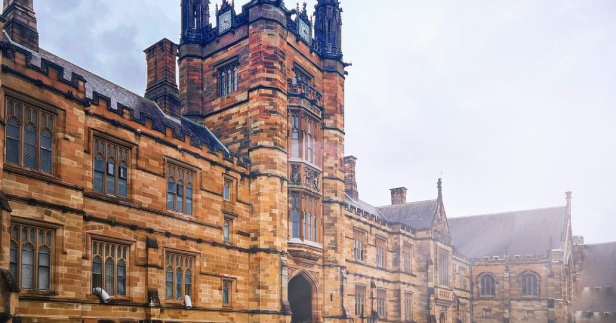 OpenGraph Image for Scottish university boss calls for higher education review