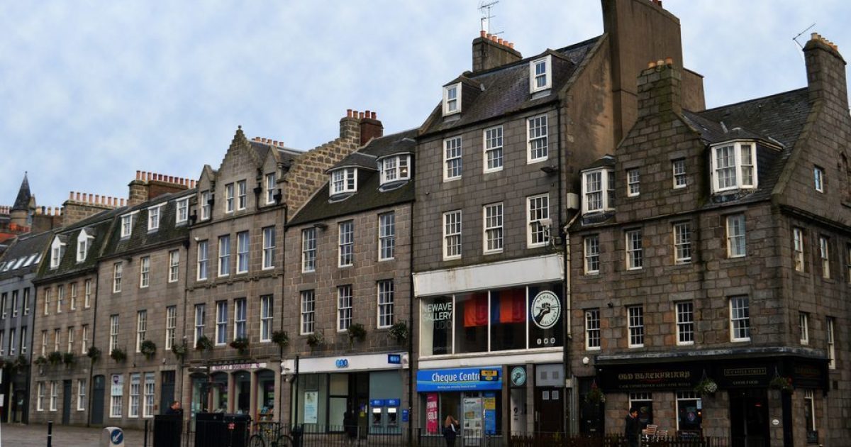 OpenGraph Image for SNP to end rent controls in Scotland