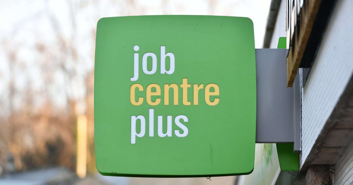OpenGraph Image for Job centre staff in line for £250 bonuses for getting  people into work