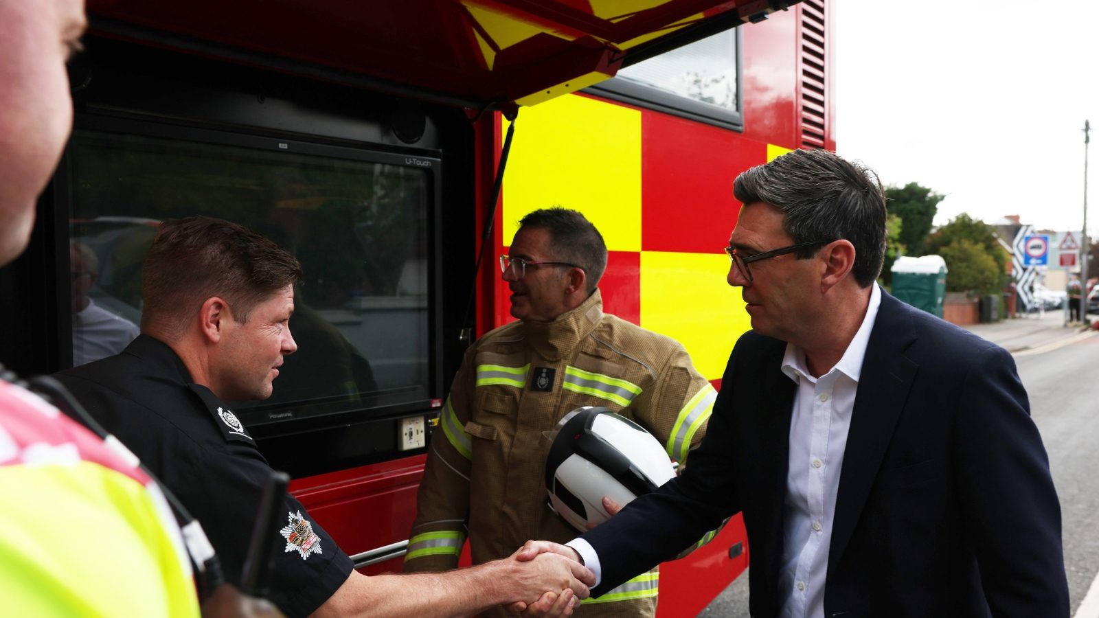 Prime Minister Andy Burnham 'to push North Sea decisions into autumn'