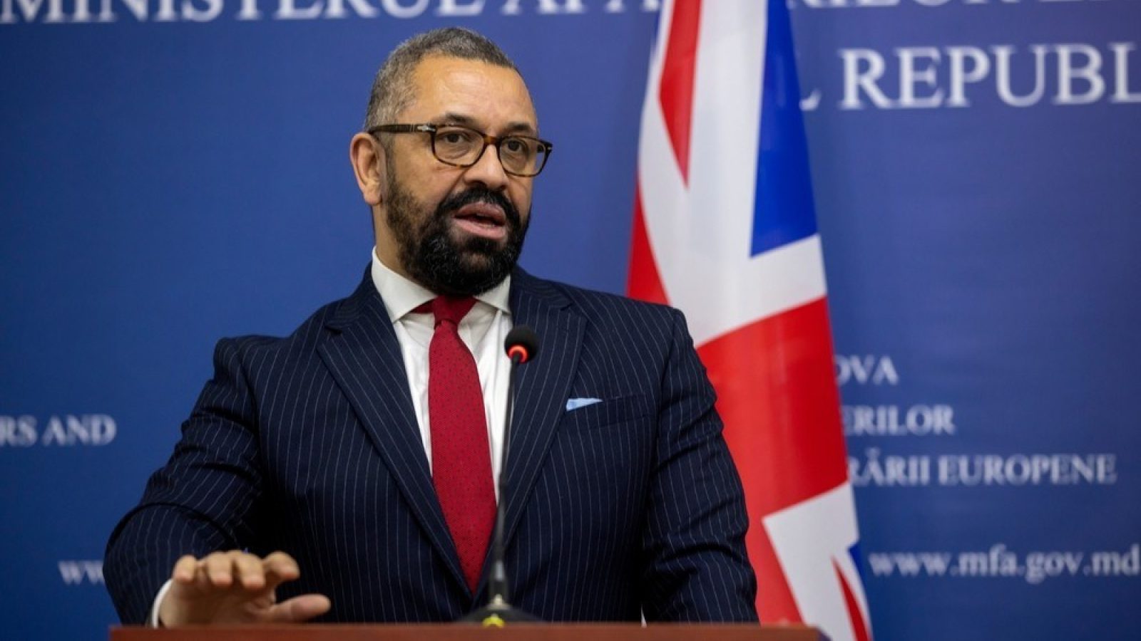 Cleverly returns to Tory front bench as Badenoch reshuffles cabinet