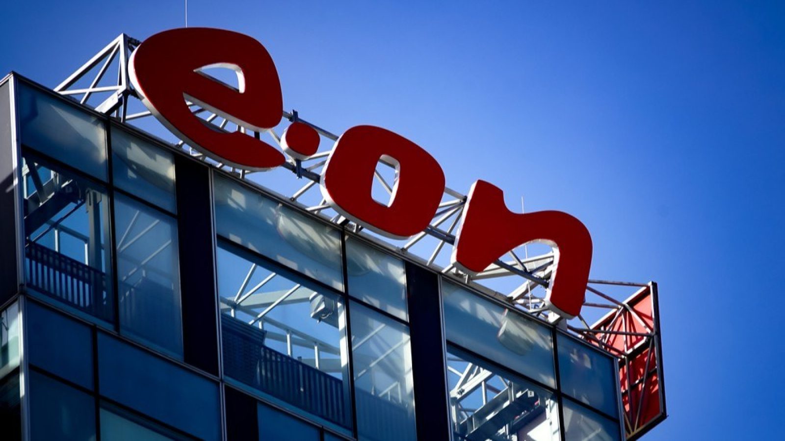 Market Watch: Eon to become UK's largest energy supplier with Ovo takeover