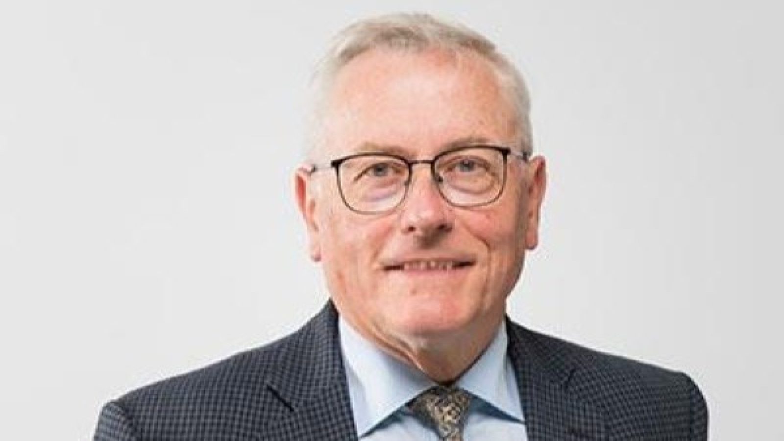 IMF forecast shows UK 'edging slowly towards recovery', says professor