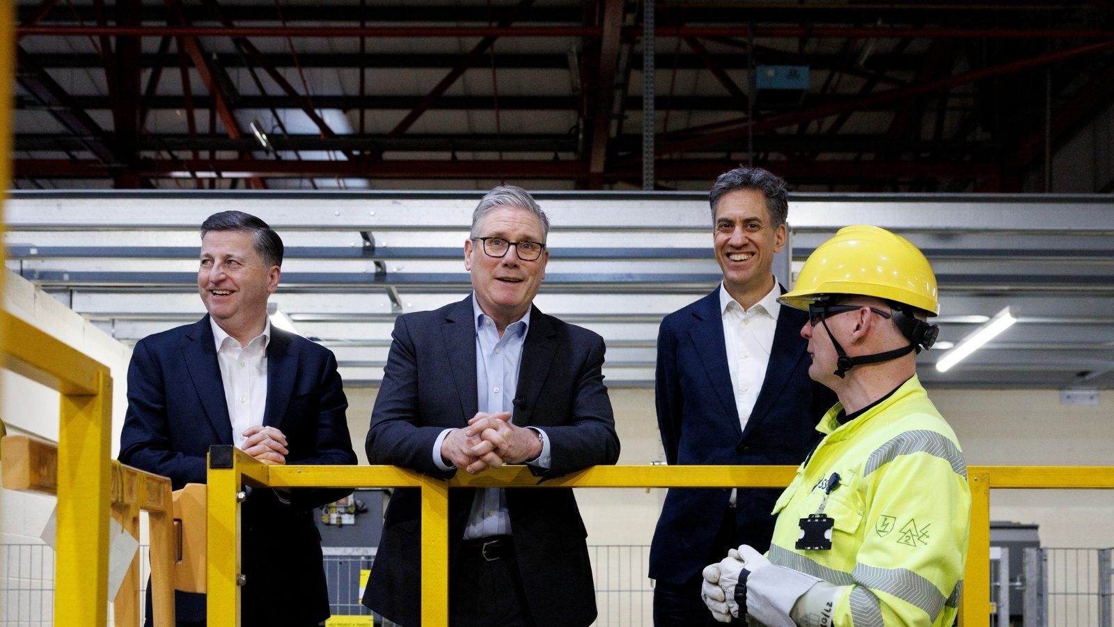 Starmer says offshore wind auction will deliver billions and jobs for Aberdeen and Scotland