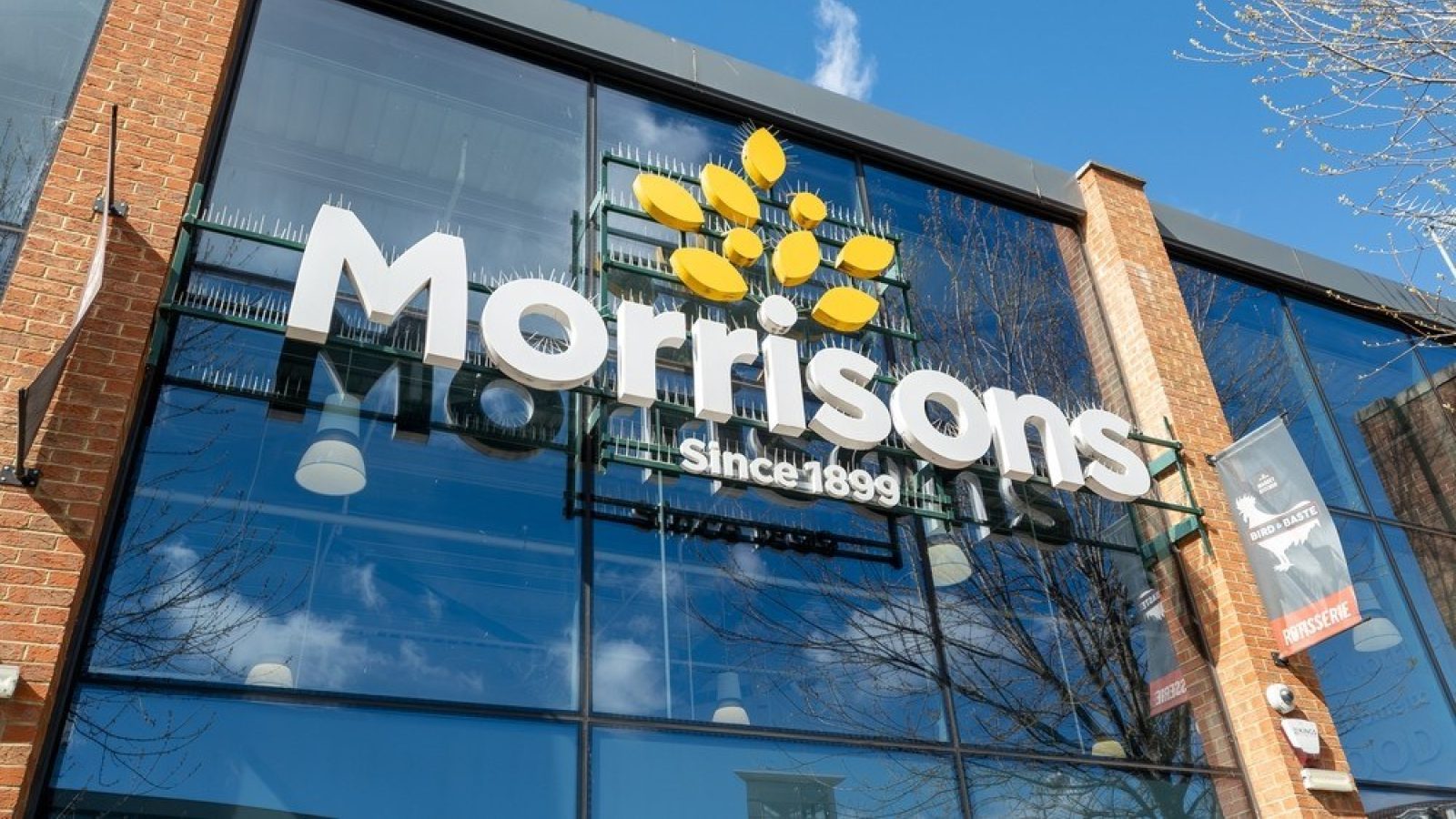 Market Watch: Supermarkets table £400m of sale-and-leaseback deals since January