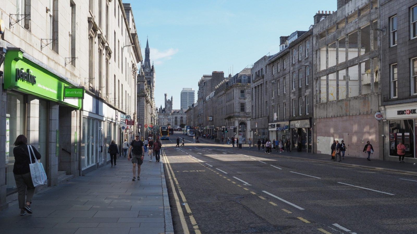 Retailers call on Scottish Government to tackle crime, planning and rates