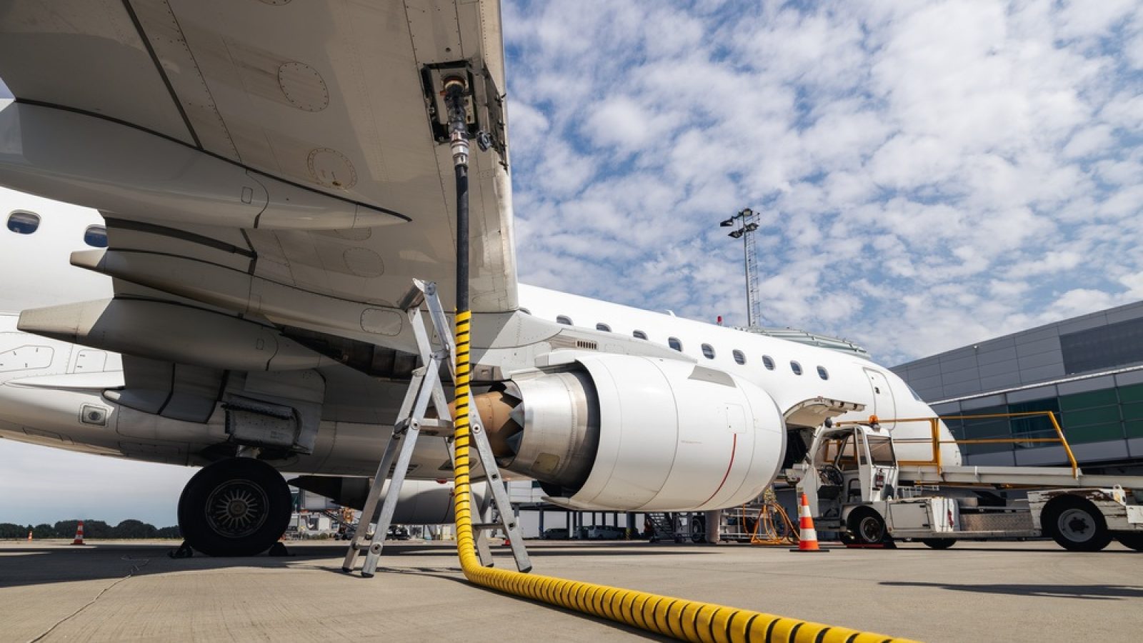 North Sea investment could fuel one million holiday flights, analysis finds