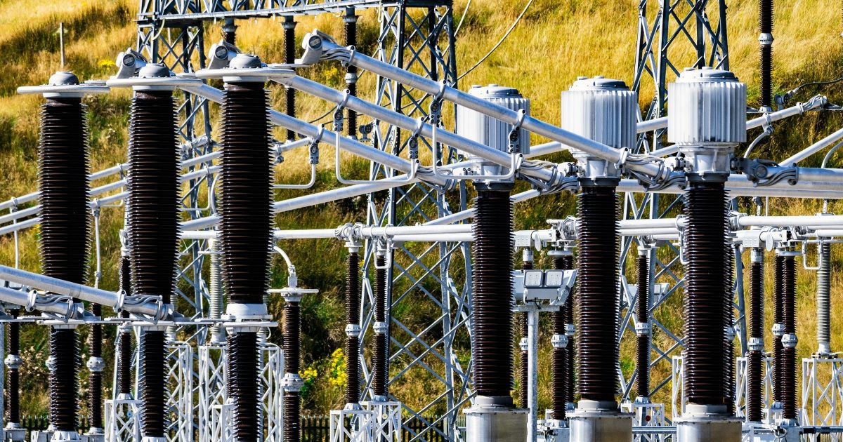 OpenGraph Image for SSEN Transmission delivers nearly £300m in savings for consumers