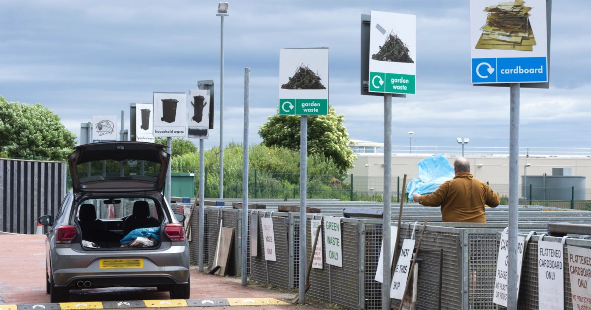 OpenGraph Image for Daily half-hour closure at recycling centres