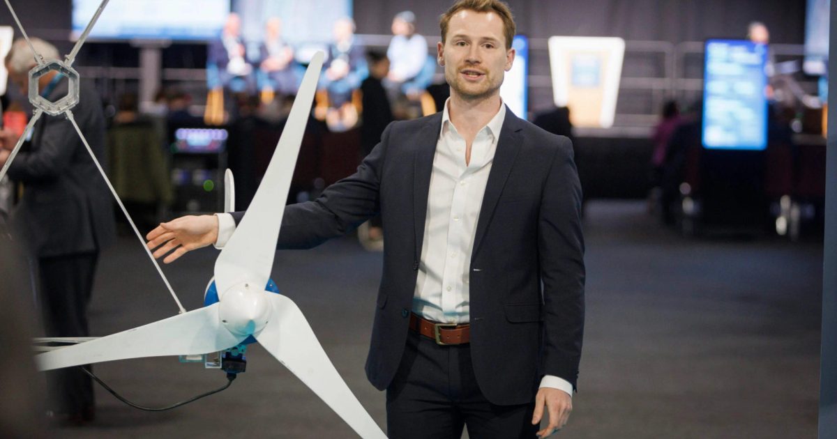 OpenGraph Image for TechX seeks energy startups for £500K accelerator