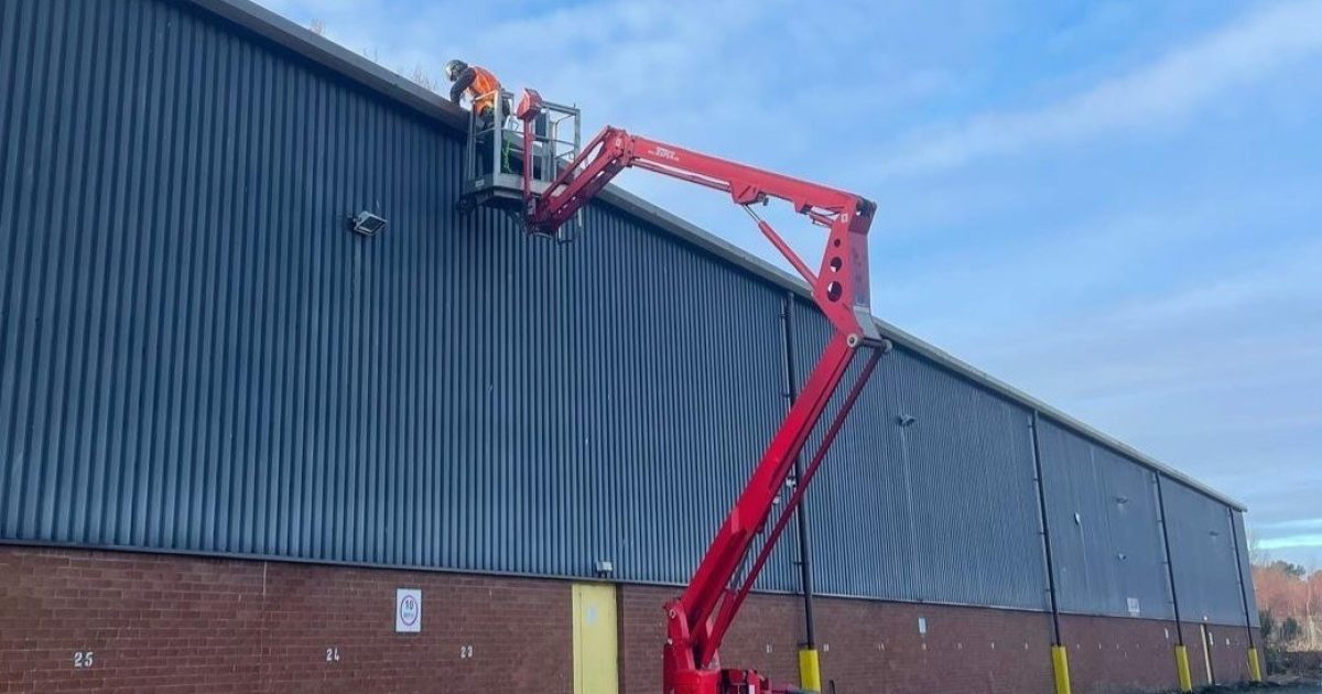 OpenGraph Image for Nerec Ltd tackling overgrown gutters in Arbroath