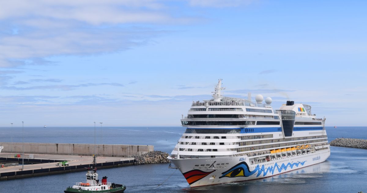 OpenGraph Image for Aberdeen set for record cruise season as calls rise 12% in 2026
