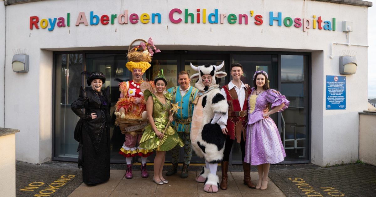 OpenGraph Image for Star cast of His Majesty’s Theatre’s Jack and the Beanstalk visit Royal Aberdeen Children’s Hospital
