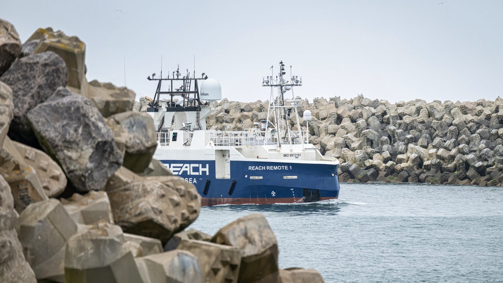 Reach Remote 1 makes history with maiden port call at Port of Aberdeen